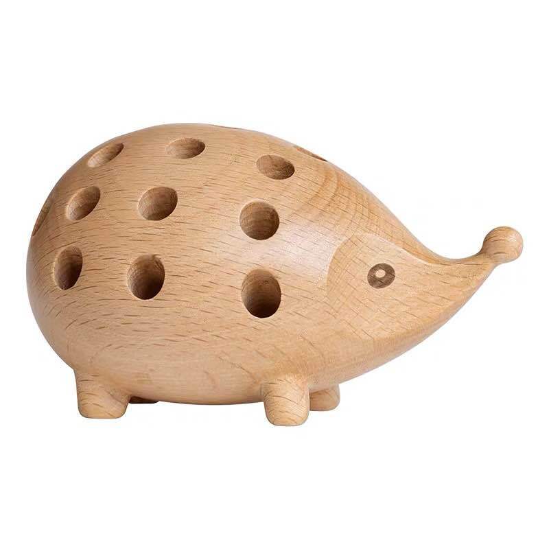 Nordic Princess Room Decoration Ornaments Office Utensils Pen Holder Solid Wood Hedgehog Home Accessories Ornaments Creative Gifts